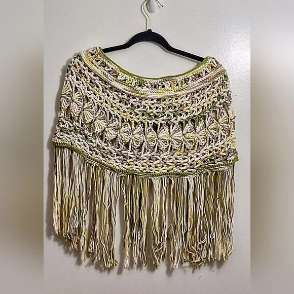 NWT BOHO CHIC EMBOSSED CROCHET COTTON SHRUG/COWL - Picture 5 of 5